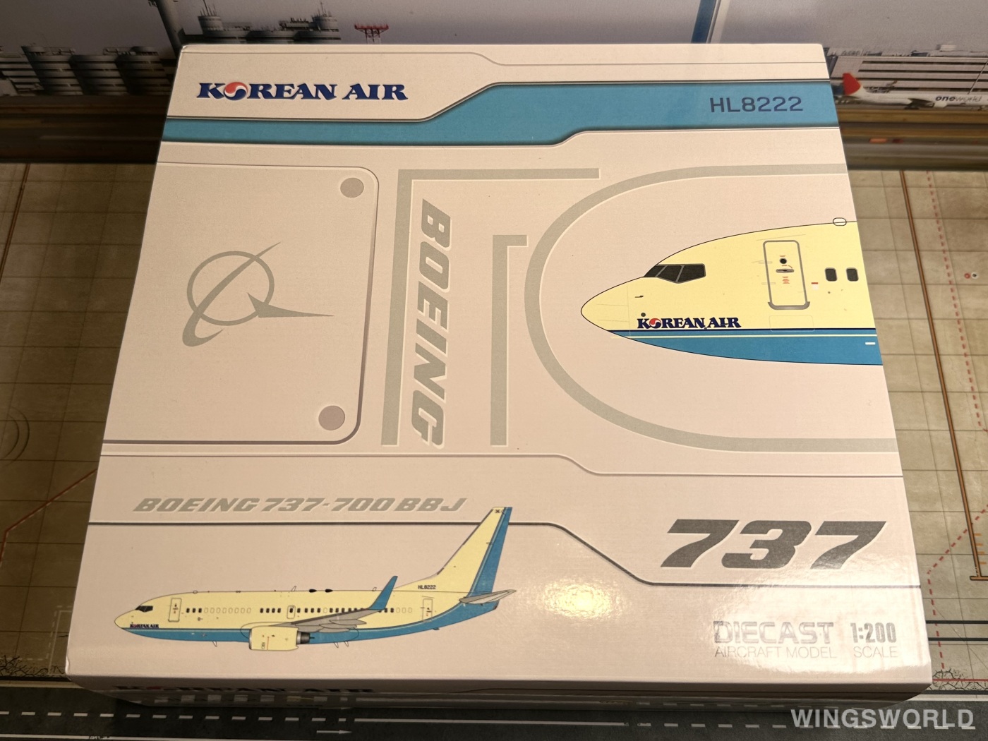 JC Wings 1:200 EW2737009 Korean Air 大韩航空 Boeing 737-700 HL8222