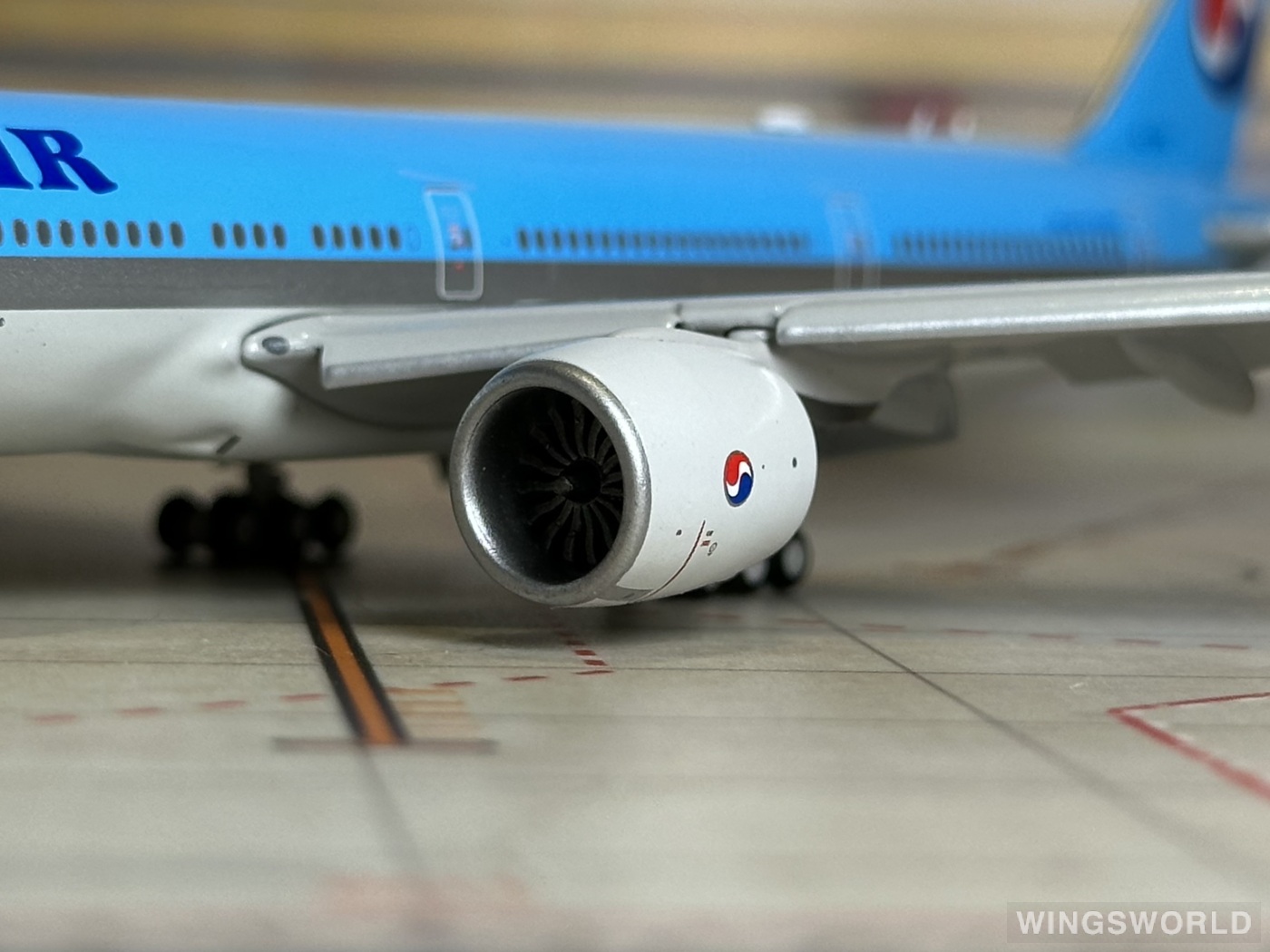 JC Wings 1:400 EW477W005A Korean Air 大韩航空 Boeing 777-300ER HL7204