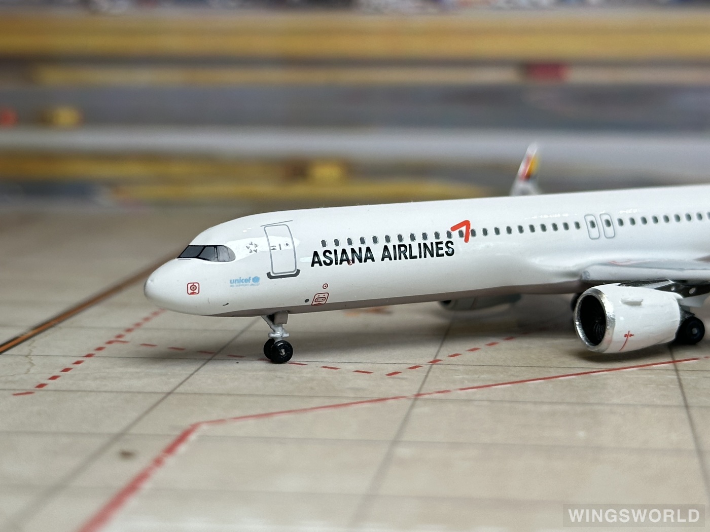 AeroClassics 1:400 AC411071 Asiana 韩亚航空 Airbus A321neo HL8356