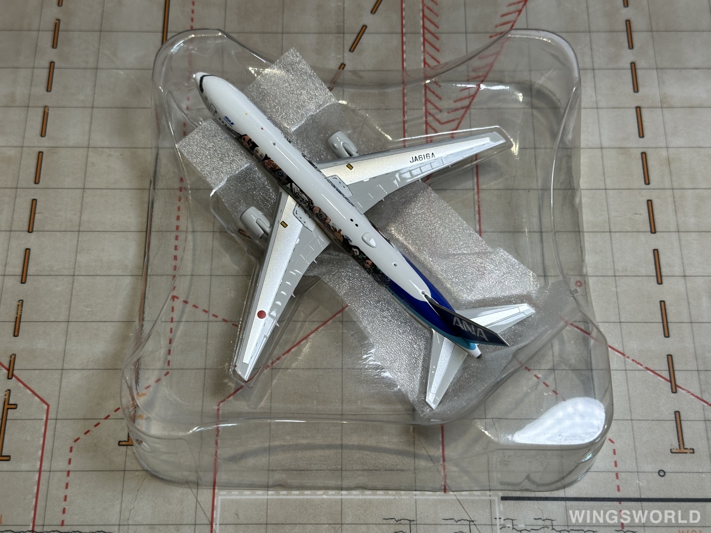 Phoenix 1:400 PH04439 ANA 全日空 Boeing 767-300 JA616A