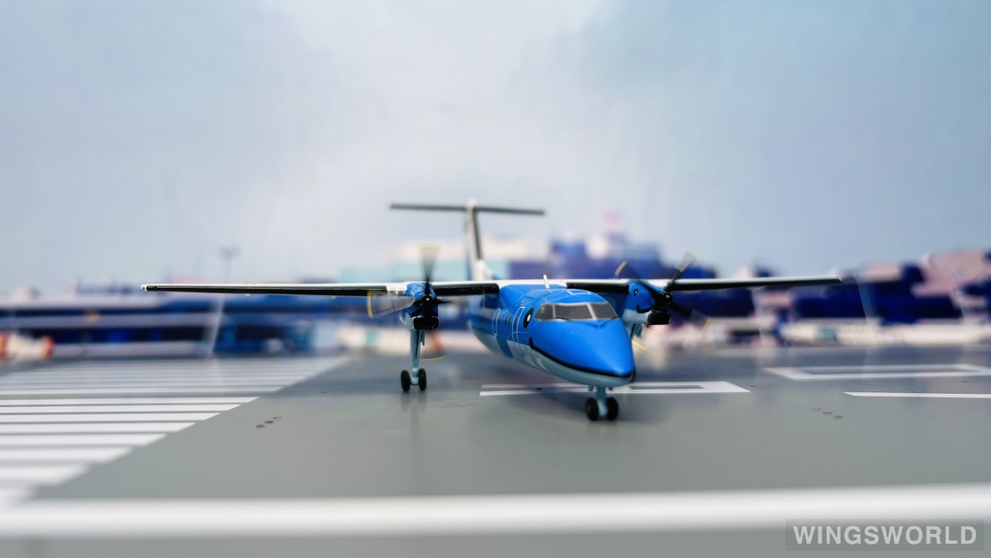 Geminijets 1:200 G2AHX362 Amakusa Airlines AMX 日本天草航空 Bombardier Dash 8-100 JA81AM