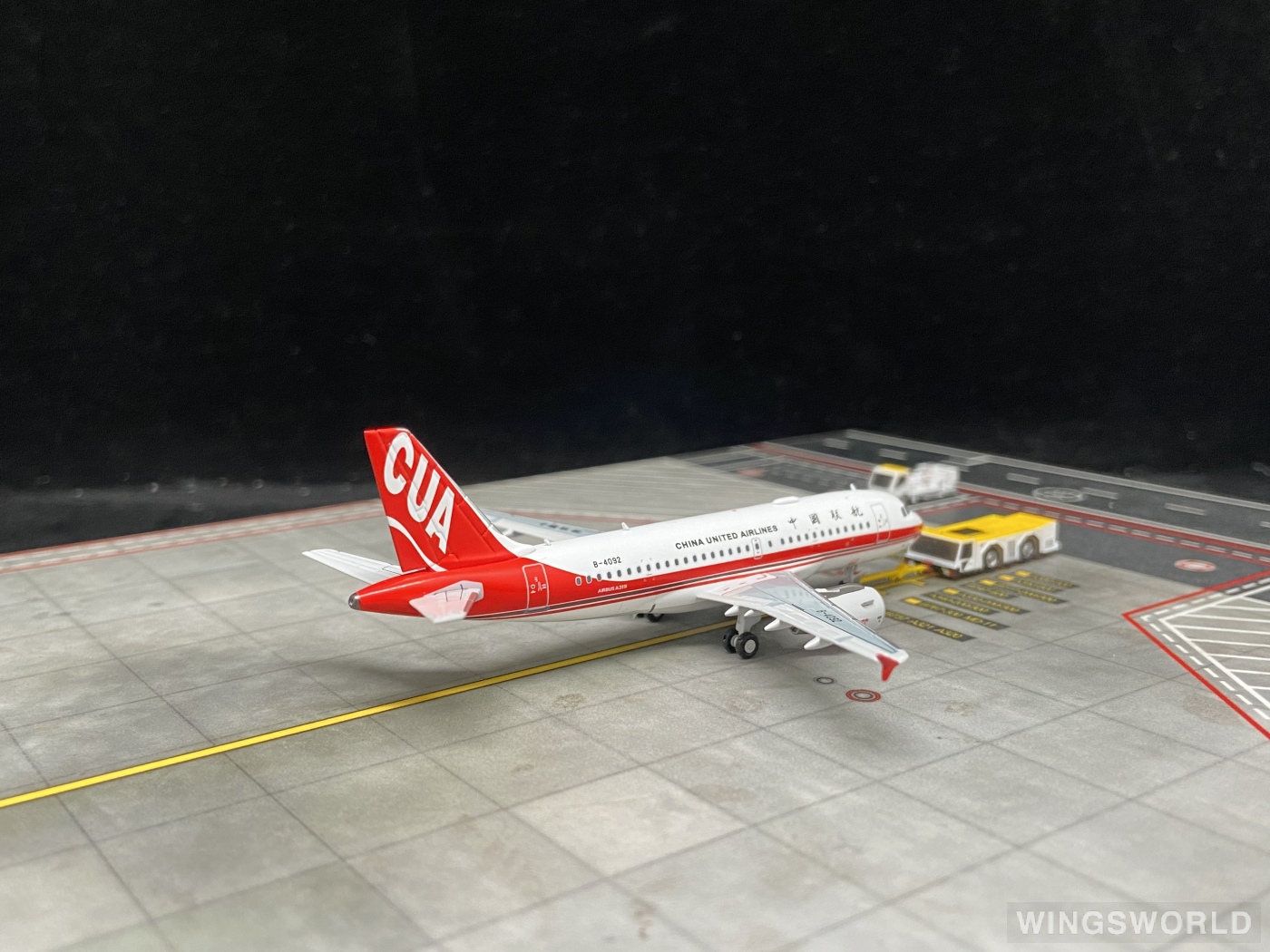 NGmodels 1:400 NG49018 China United Airlines 中国联合航空 Airbus A319 B-4092