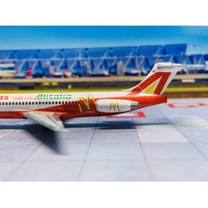 Alitalia 意大利航空 McDonnell Douglas MD-82 I-DAVZ  SWALA009 Dragon Models 1:400