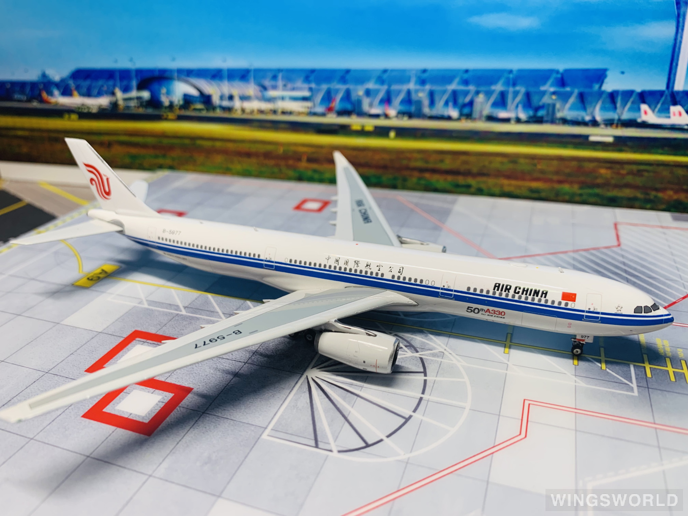 Phoenix 1:400 PH11181 Air China 中国国际航空 Airbus A330-300 B-5977