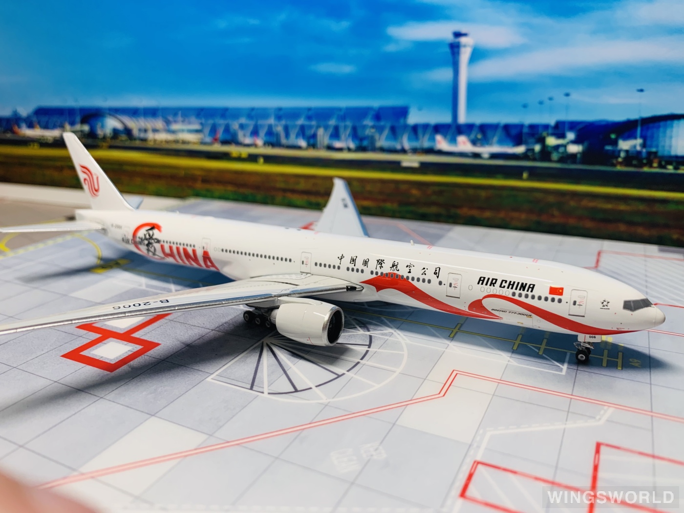 Phoenix 1:400 PH11022 Air China 中国国际航空 Boeing 777-300ER B-2006