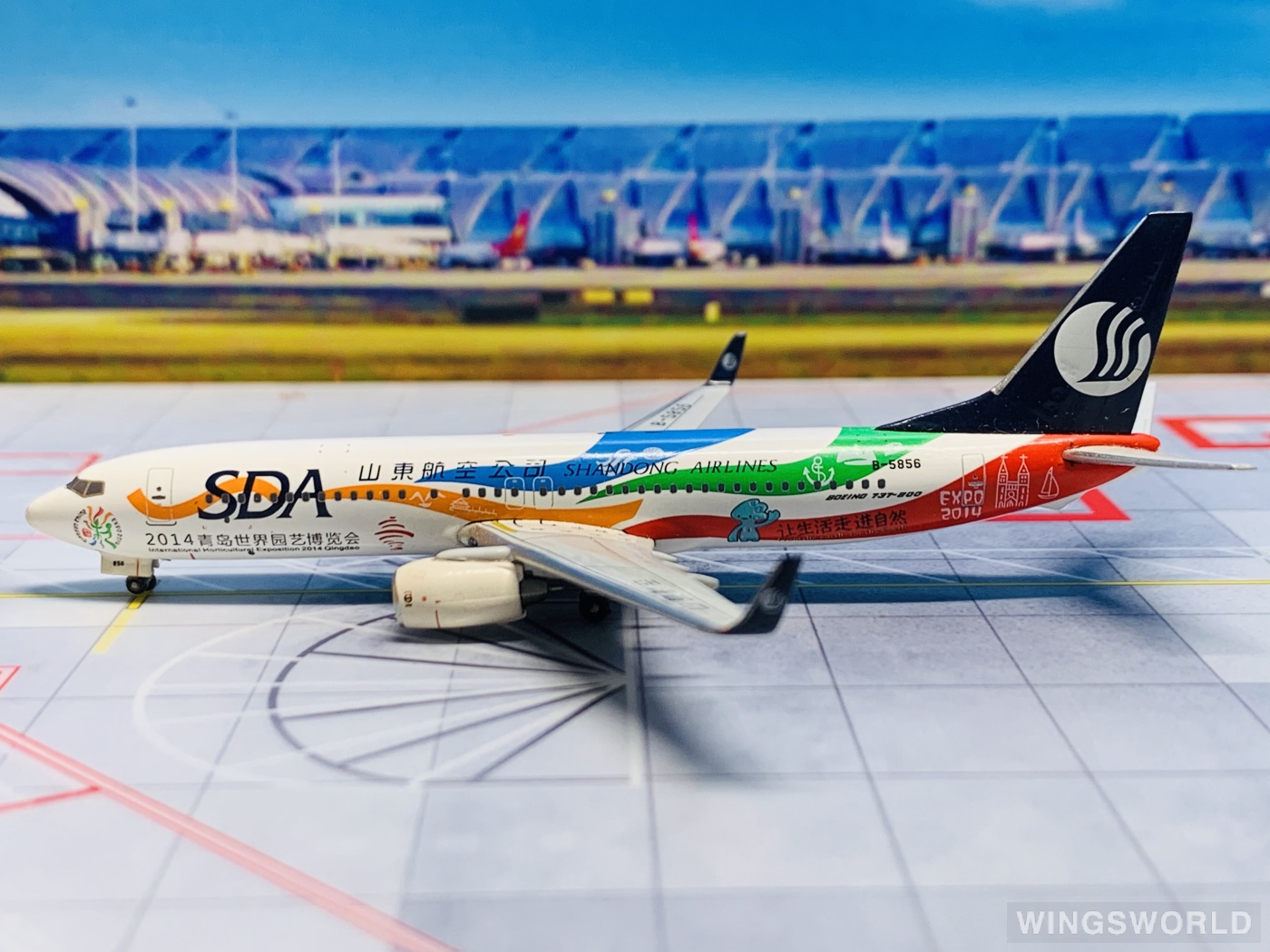 Witty 1:400 WT4738027 Shandong Airlines 山东航空 Boeing 737-800 B-5856