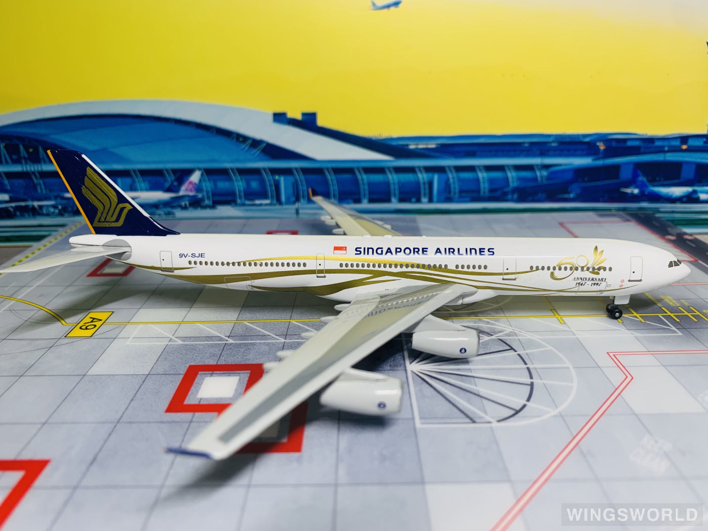 Dragon Models 1:400 55025 Singapore Airlines 新加坡航空 Airbus A340-300 9V-SJE