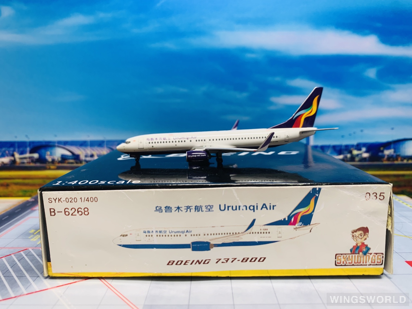 Skywings 1:400 SKY-020 Urumqi Air 乌鲁木齐航空 Boeing 737-800 B-6268