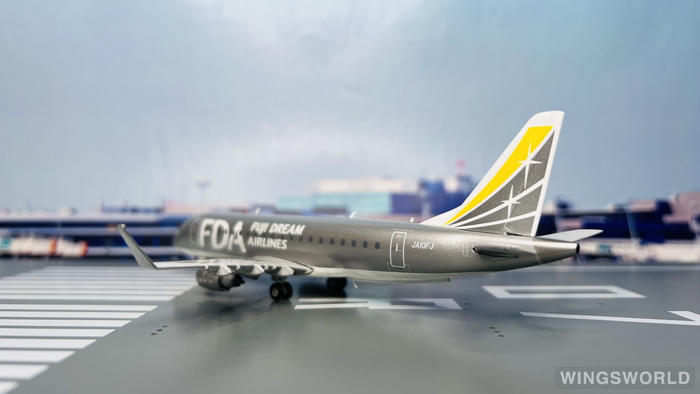 JC Wings 1:200 EW2175003 Fuji Dream Airlines 富士梦幻航空 Embraer ERJ-170 JA10FJ