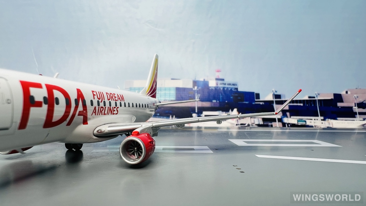 JC Wings 1:200 EW2175001 Fuji Dream Airlines 富士梦幻航空 Embraer ERJ-175 JA12FJ
