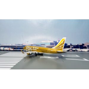 Fuji Dream Airlines 富士梦幻航空 Embraer ERJ-170 JA09FJ  EW2175004 JC Wings 1:200