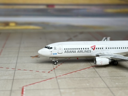 Phoenix 1:400 Boeing 737-400 Asiana 韩亚航空PH11157 HL7511