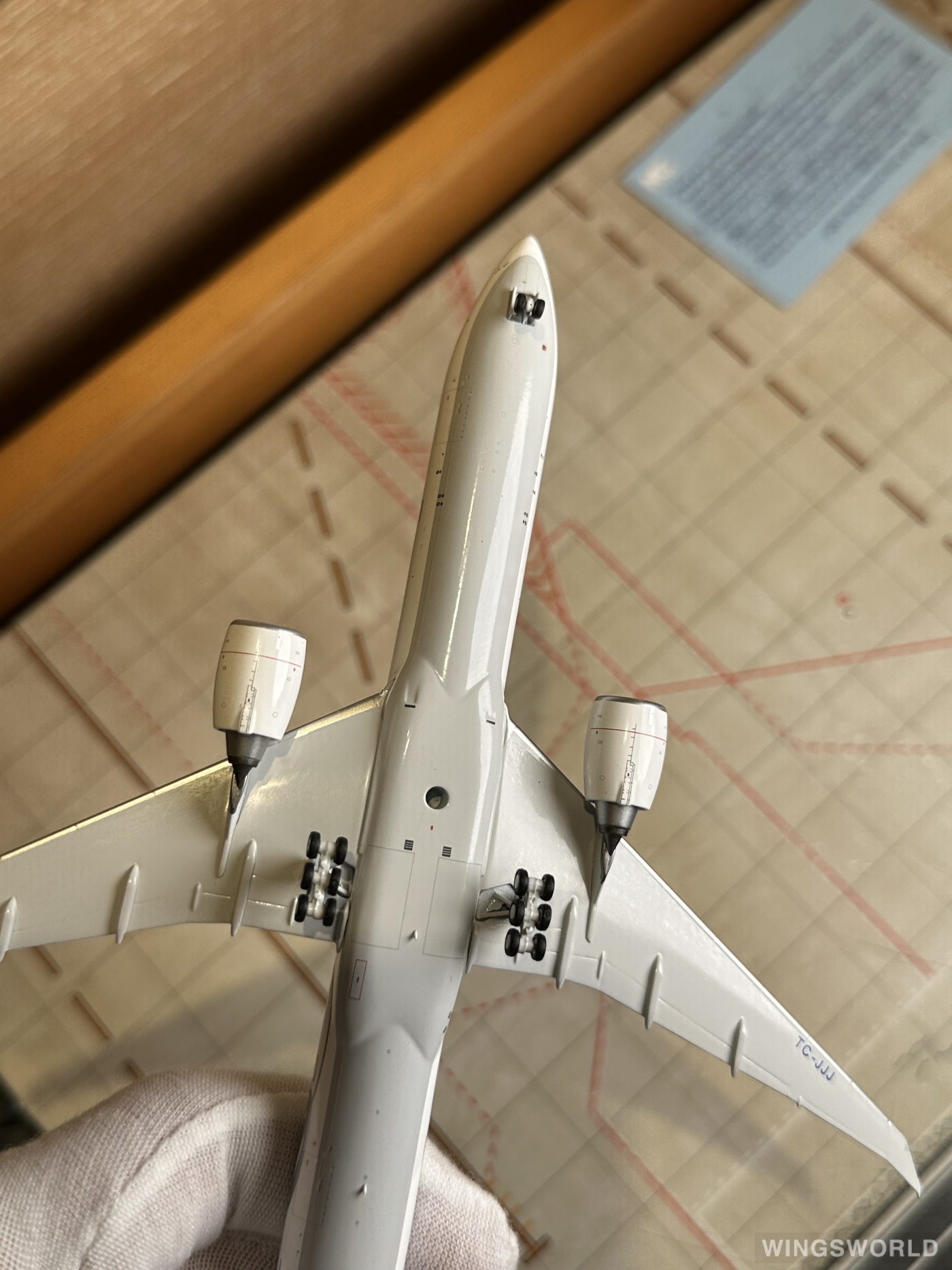NGmodels 1:400 NG73032 Turkish Airlines 土耳其航空 Boeing 777-300ER TC-JJJ