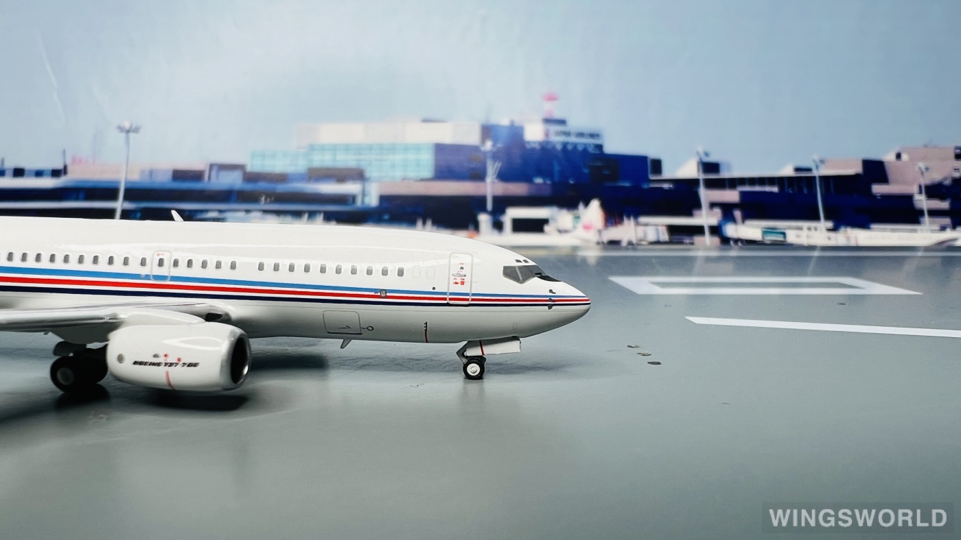 NGmodels 1:400 NG77039 PLAAF 中国空军 Boeing 737-700 B-4025