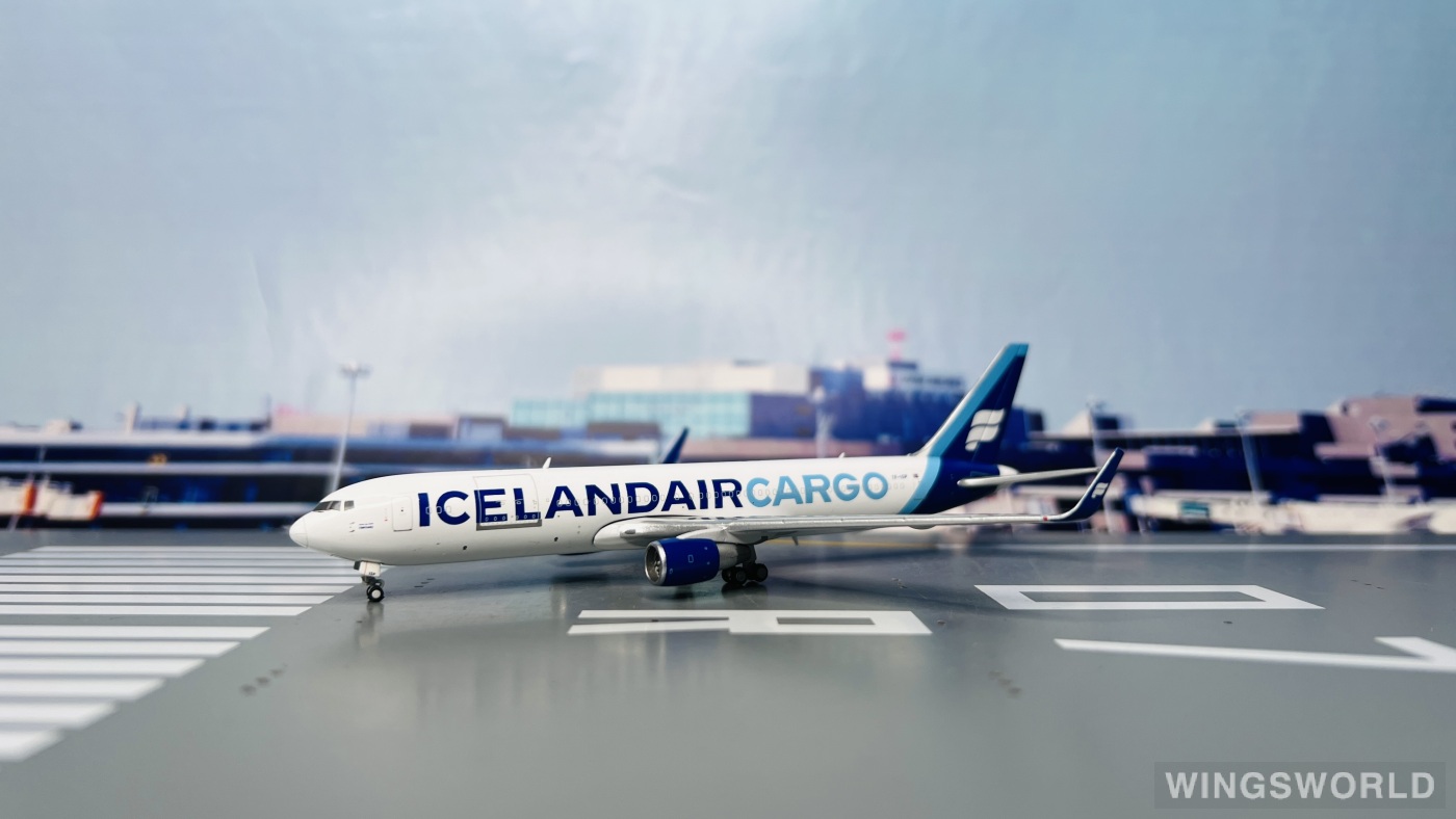 JC Wings 1:400 XX40172 Icelandair 冰岛航空 Boeing 767-300ER TF-ISP