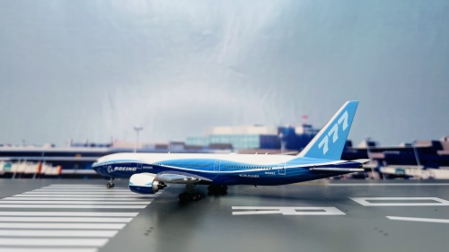 Phoenix 1:400 Boeing 777-200 Boeing 波音公司PH11444 N6066Z 图片和