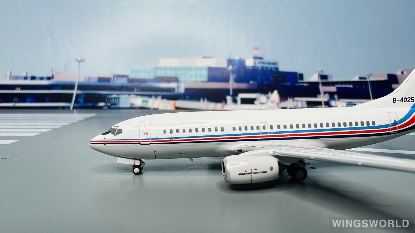 NGmodels 1:400 NG77039 PLAAF 中国空军 Boeing 737-700 B-4025