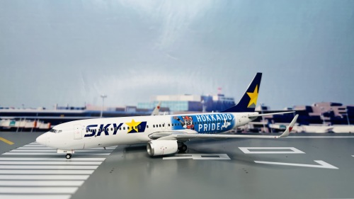 Skymark Airlines 天马航空 Boeing 737-800 JA73NX  EW2738008 JC Wings 1:200