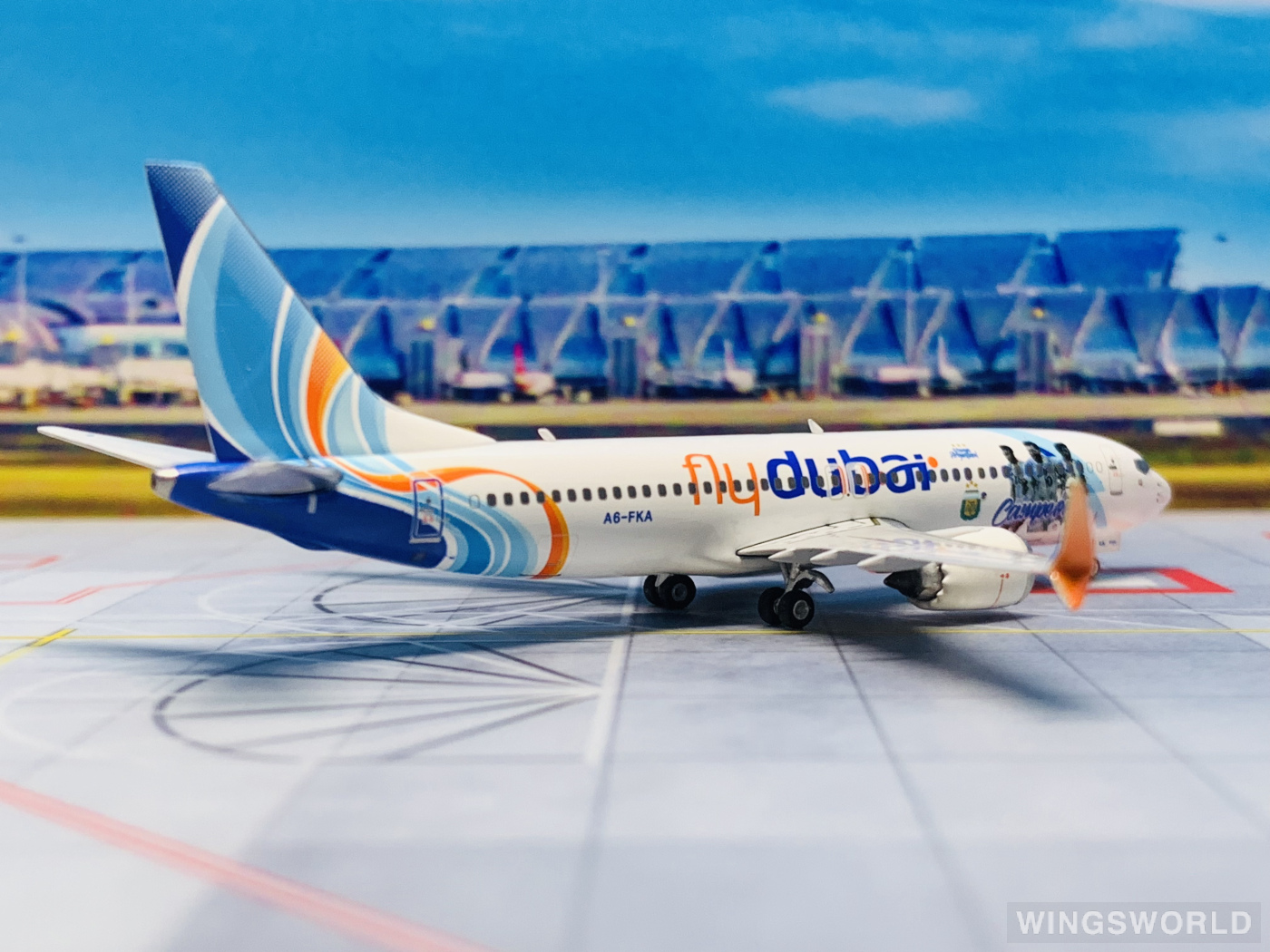 Phoenix 1:400 PH04501 Flydubai 迪拜航空 Boeing 737 MAX 8 A6-FKA