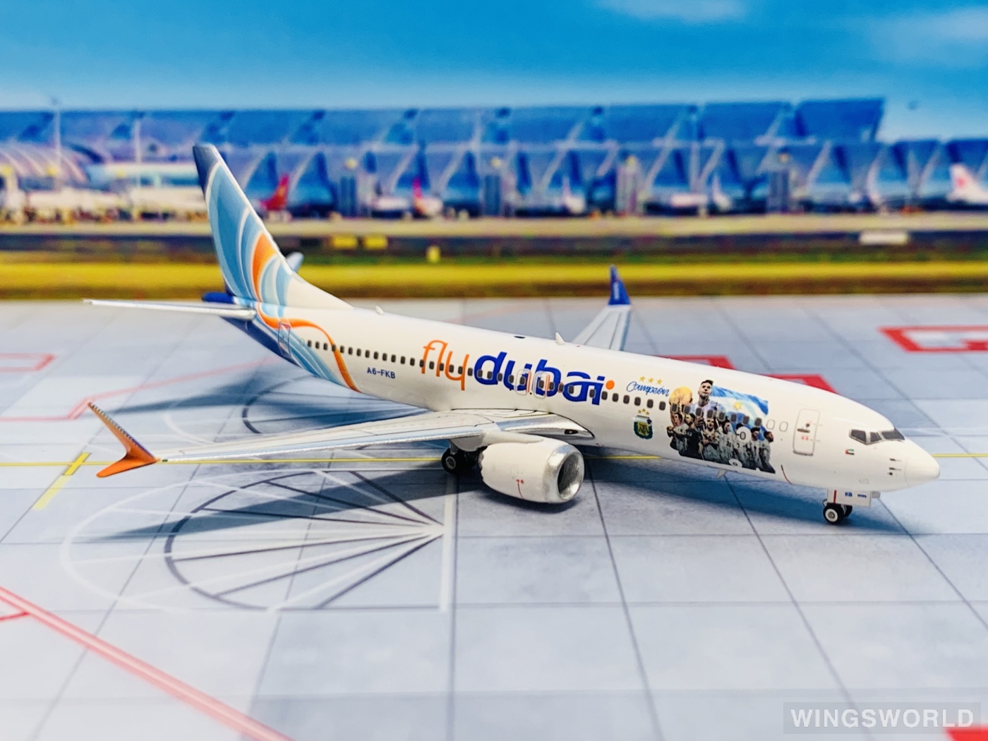 Phoenix 1:400 PH04503 Flydubai 迪拜航空 Boeing 737 MAX 8 A6-FKB