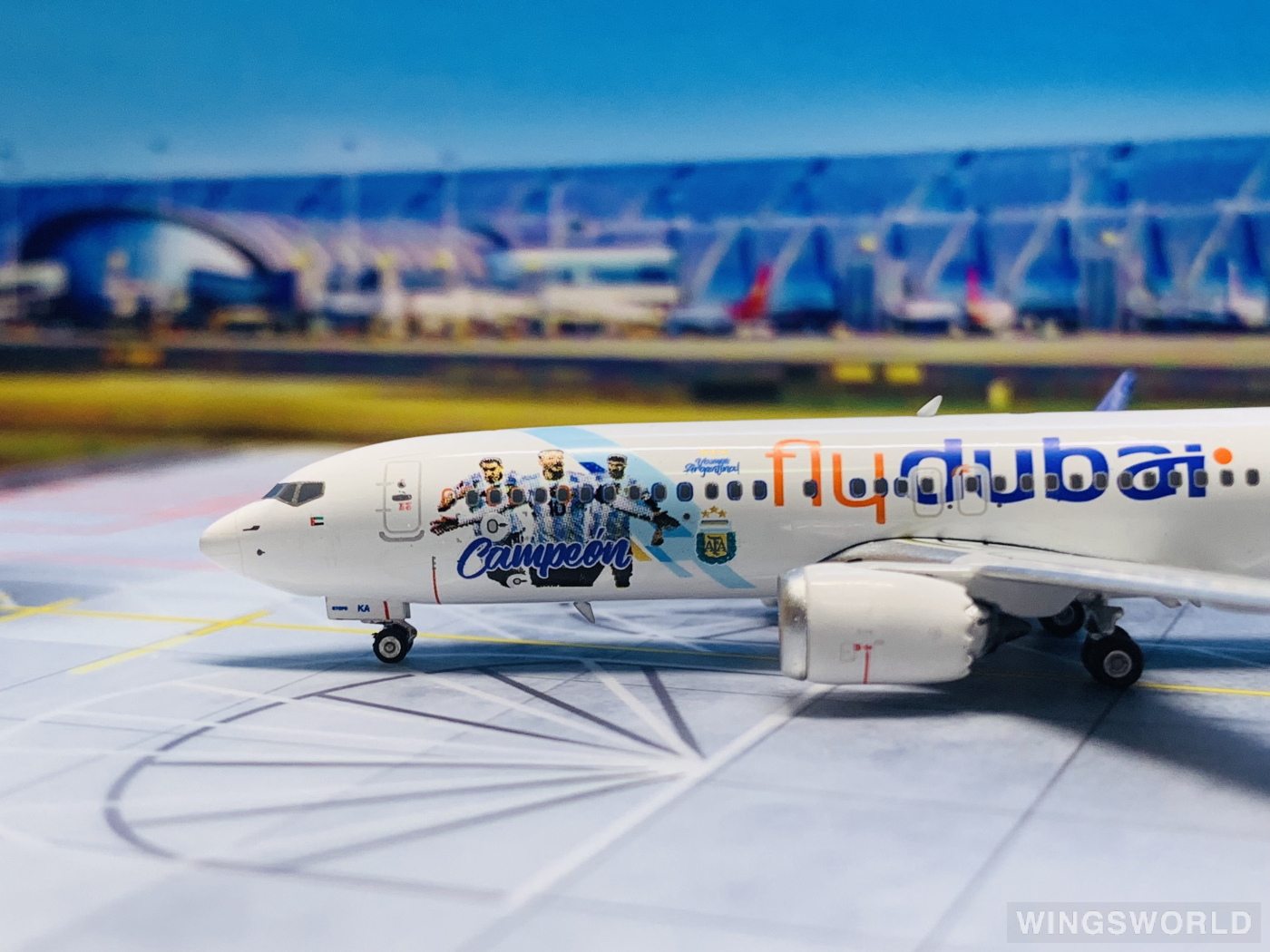 Phoenix 1:400 PH04501 Flydubai 迪拜航空 Boeing 737 MAX 8 A6-FKA