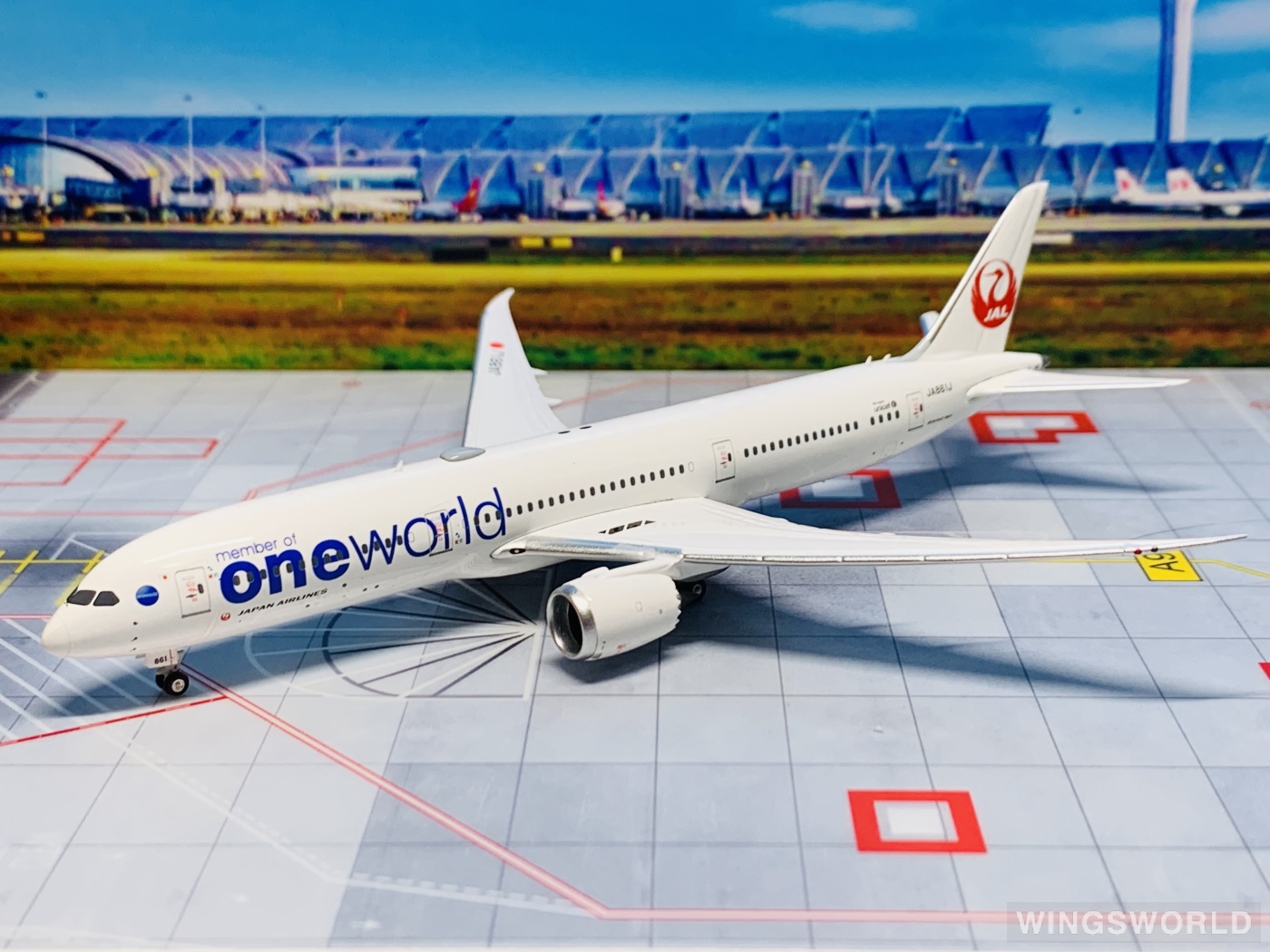 Phoenix 1:400 PH04458 Japan Airlines 日本航空 Boeing 787-9 JA861J