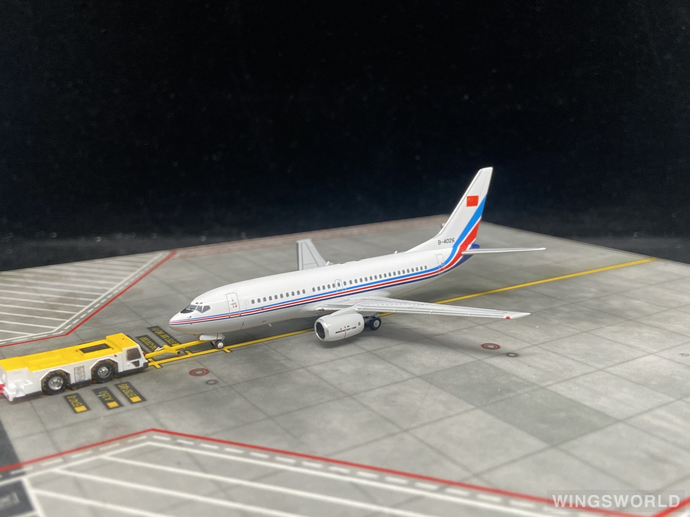 NGmodels 1:400 NG77040 PLAAF 中国空军 Boeing 737-700 B-4026