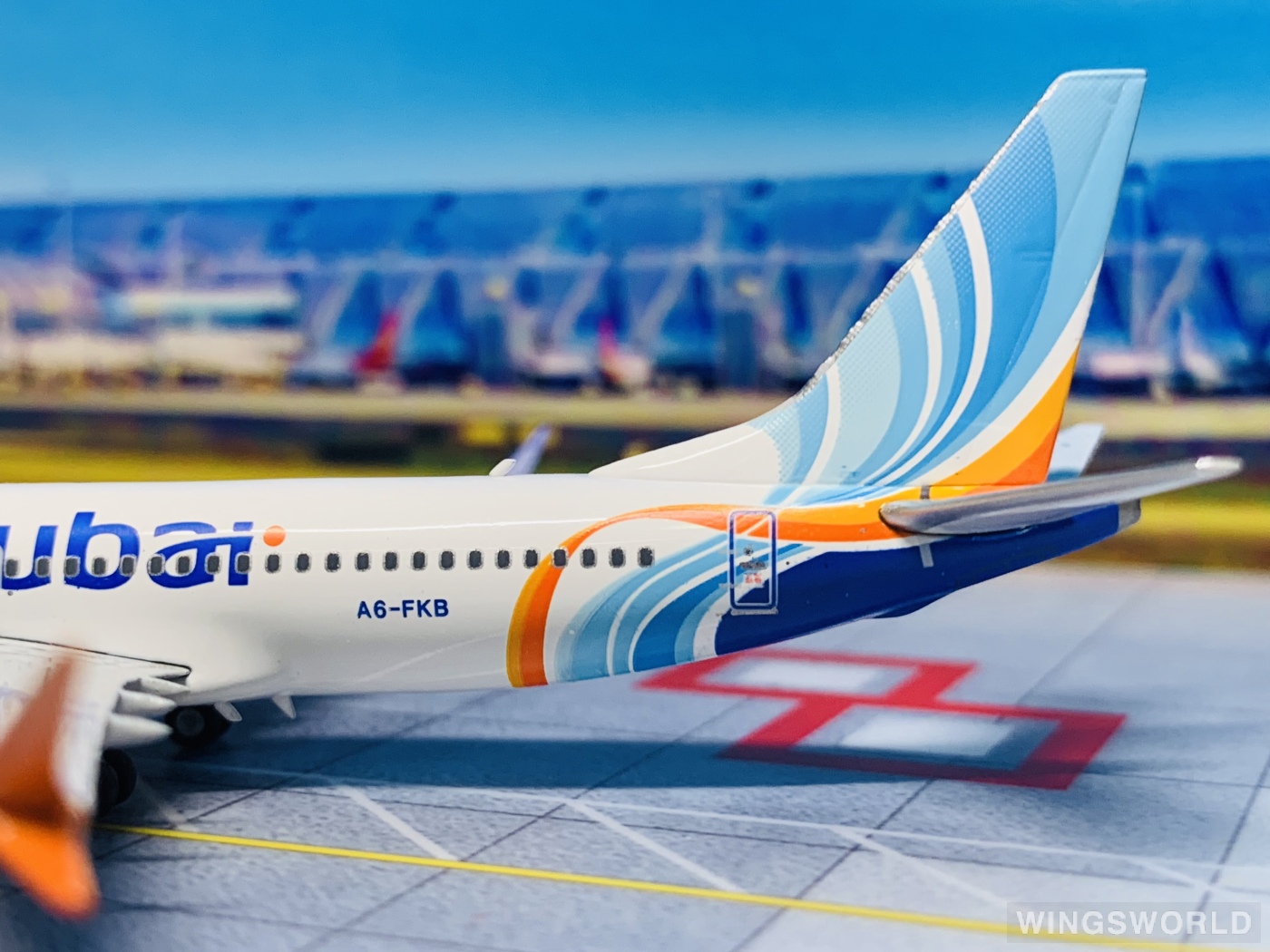 Phoenix 1:400 PH04503 Flydubai 迪拜航空 Boeing 737 MAX 8 A6-FKB