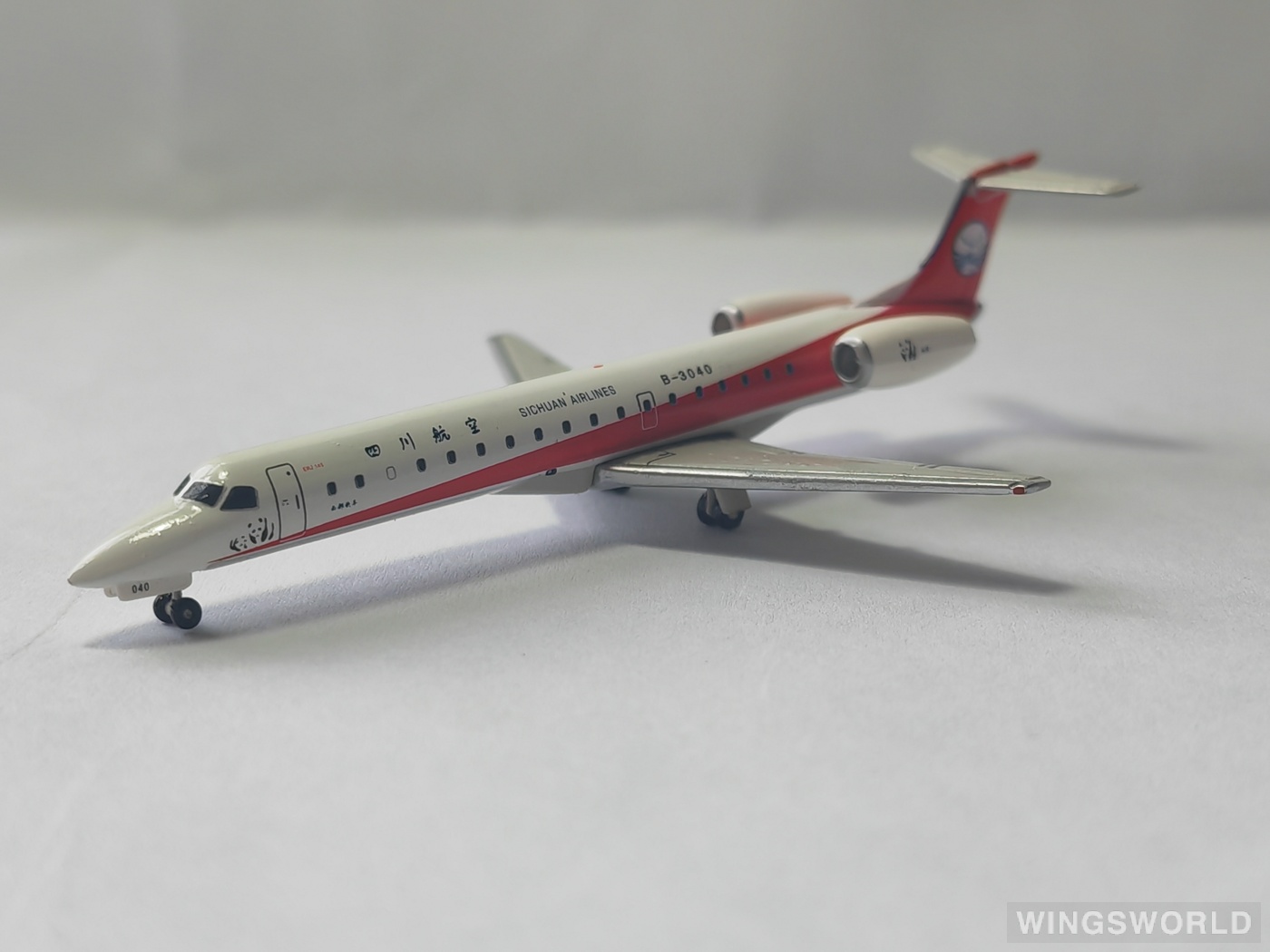 Golden Wings 1:400 GWB3040 Sichuan Airlines 四川航空 Embraer ERJ-145 B-3040