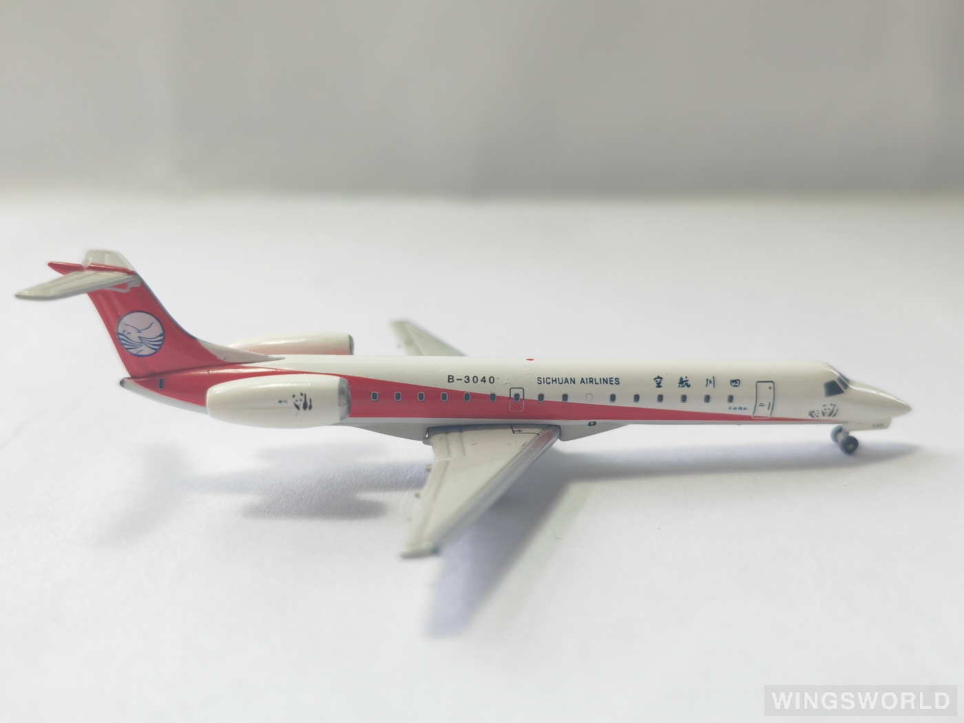 Golden Wings 1:400 GWB3040 Sichuan Airlines 四川航空 Embraer ERJ-145 B-3040
