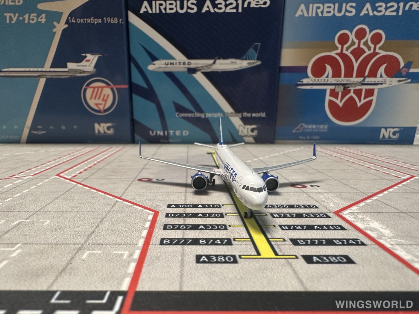NGmodels 1:400 NG13102 United Airlines 美国联合航空 Airbus A321neo N44501