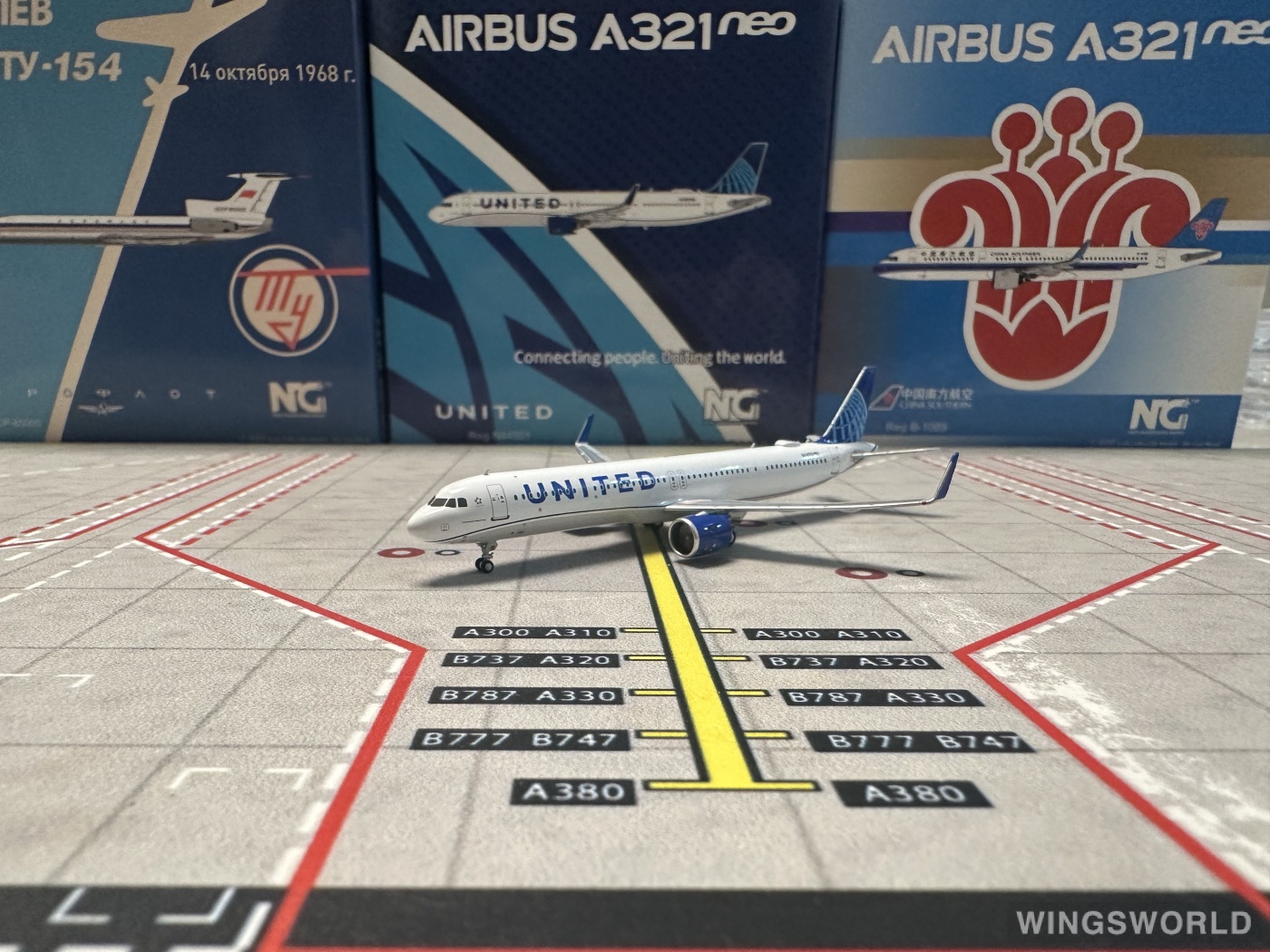NGmodels 1:400 NG13102 United Airlines 美国联合航空 Airbus A321neo N44501