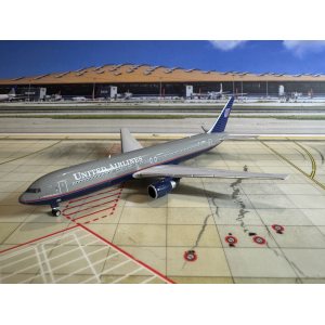 United Airlines 美国联合航空 Boeing 767-300ER N666UA  PH04558 Phoenix 1:400