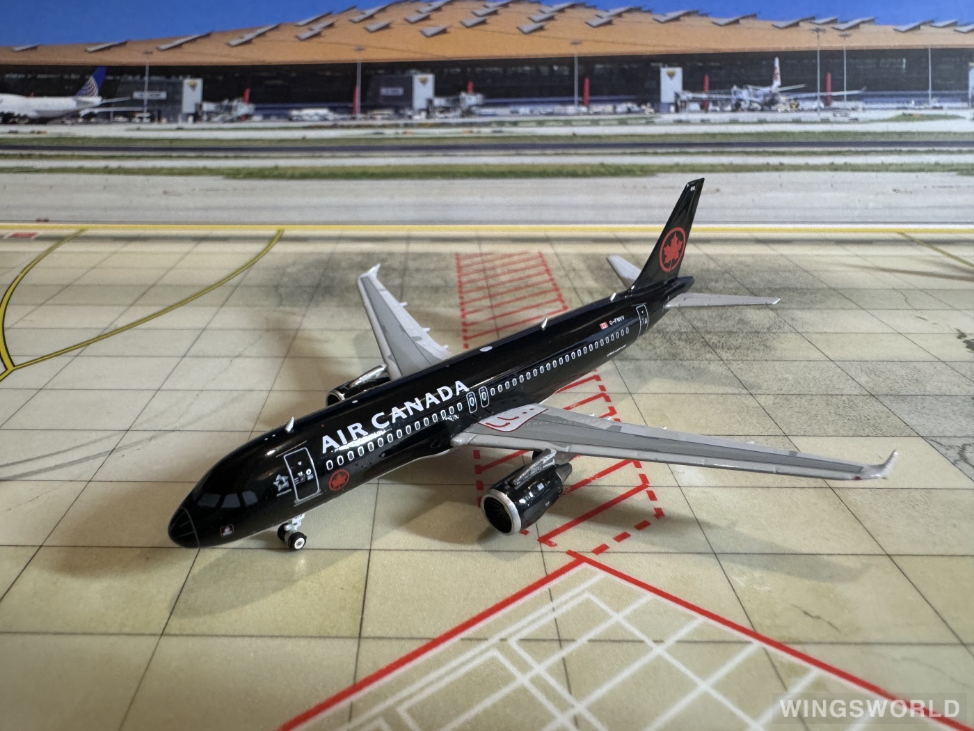 Phoenix 1:400 PH04564 Air Canada 加拿大航空 Airbus A320 C-FNVV