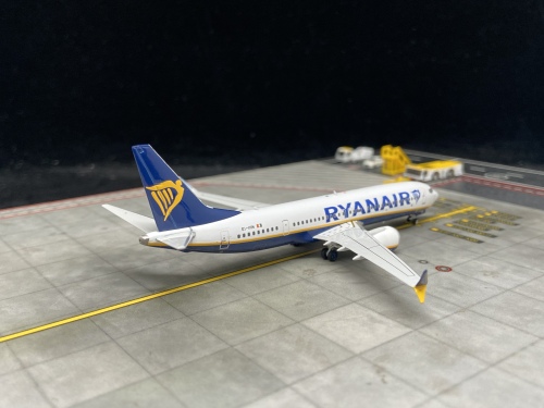 Ryanair 瑞安航空 Boeing 737 MAX 8 EI-IHN  PH11849 Phoenix 1:400