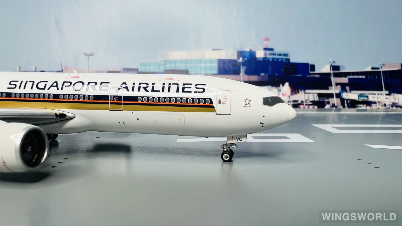 Phoenix 1:400 PH10792 Singapore Airlines 新加坡航空 Boeing 777-200 9V-SVO