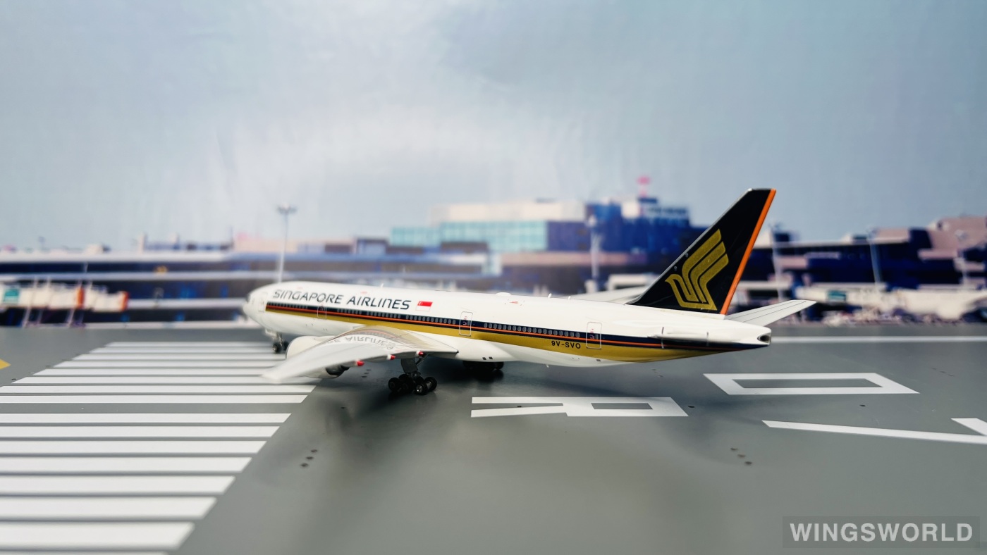 Phoenix 1:400 PH10792 Singapore Airlines 新加坡航空 Boeing 777-200 9V-SVO
