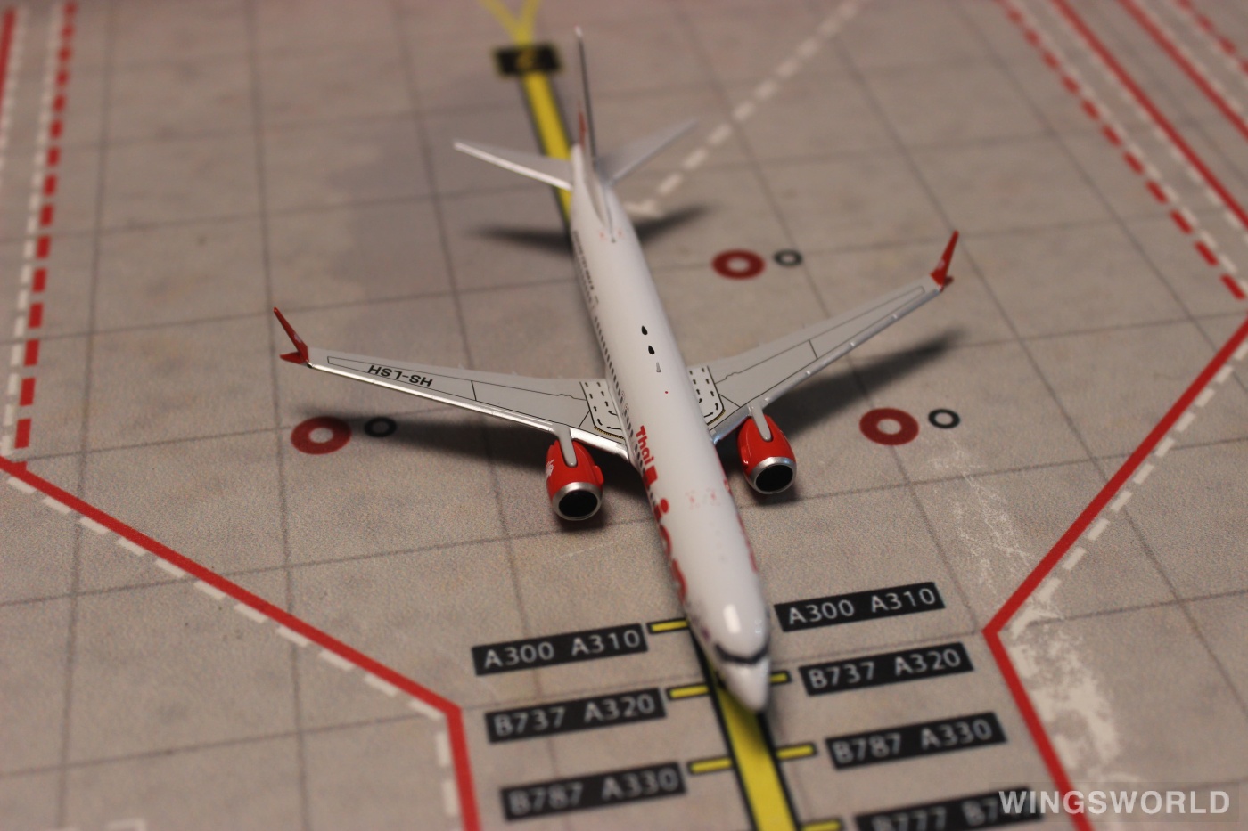 NGmodels 1:400 NG89011 Lion Air 狮子航空 Boeing 737 MAX 9 HS-LSH