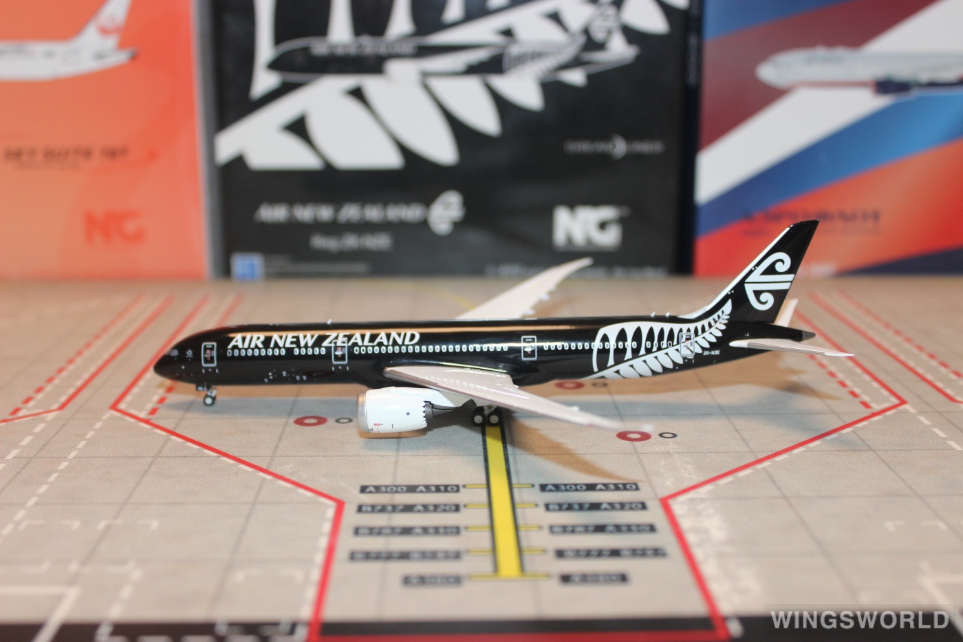 NGmodels 1:400 NG55022 Air New Zealand 新西兰航空 Boeing 787-9 ZK-NZE