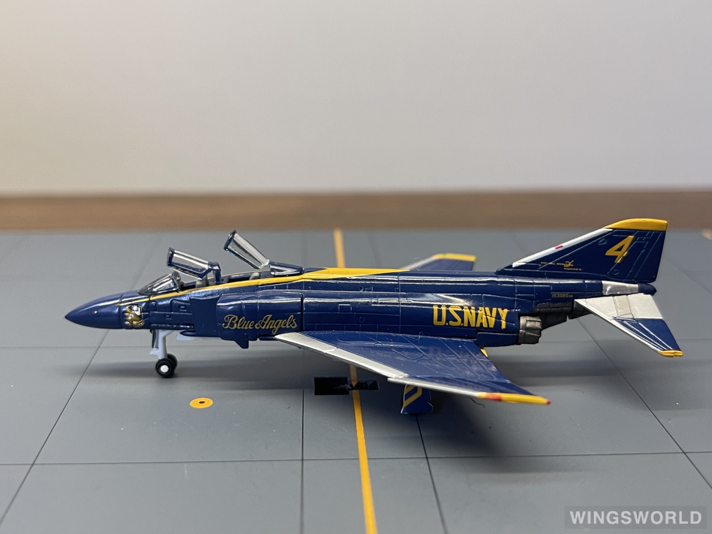 Herpa 1:200 556408 U.S. Navy 美国海军 McDonnell Douglas F-4 4