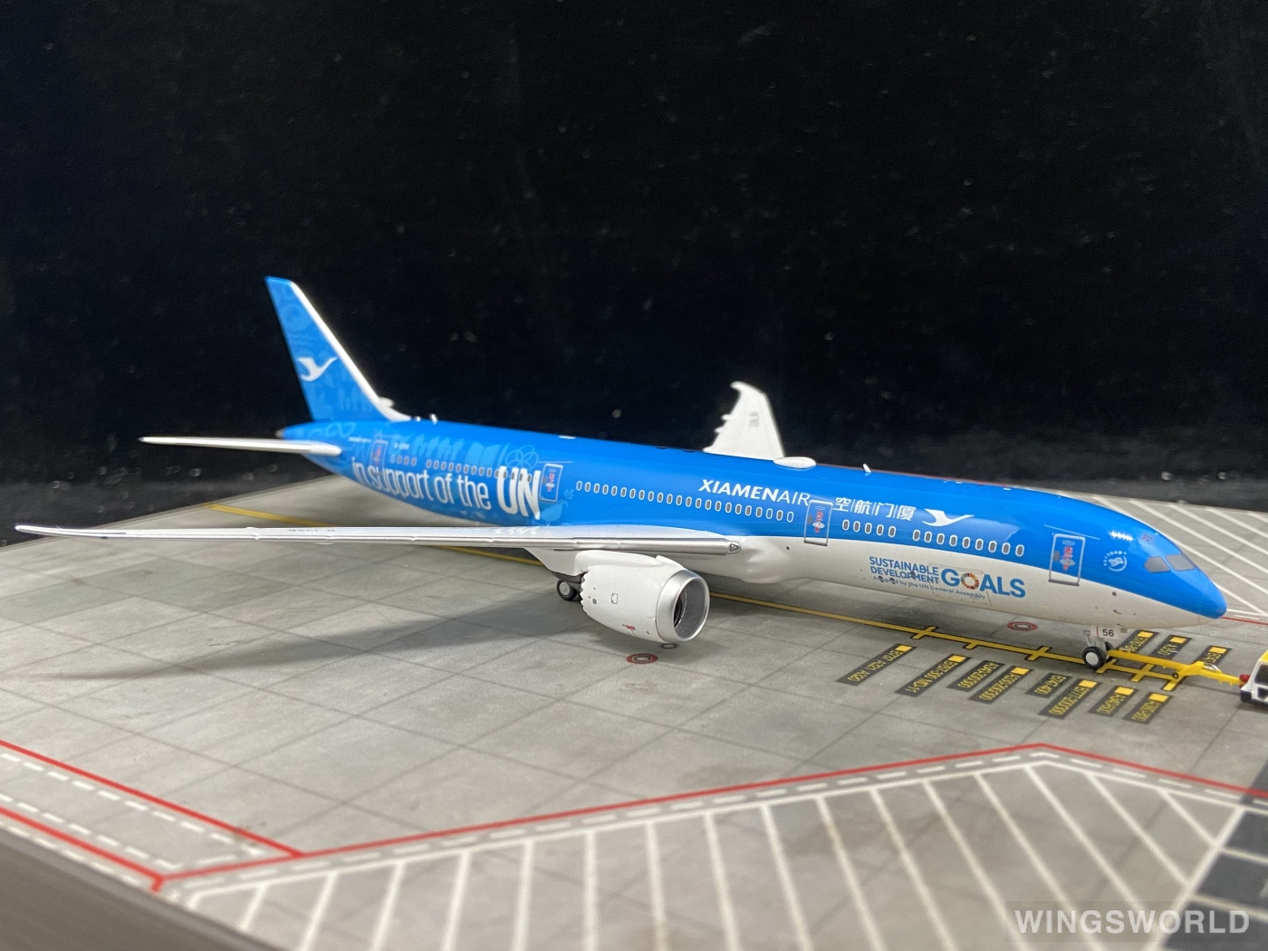 NGmodels 1:400 NG55052 XiamenAir 厦门航空 Boeing 787-9 B-1356