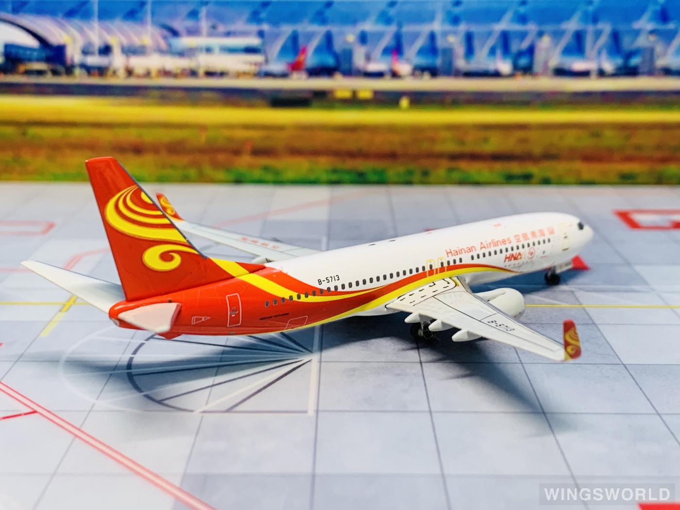 Witty 1:400 WT4738023 Hainan Airlines 海南航空 Boeing 737-800 B-5713