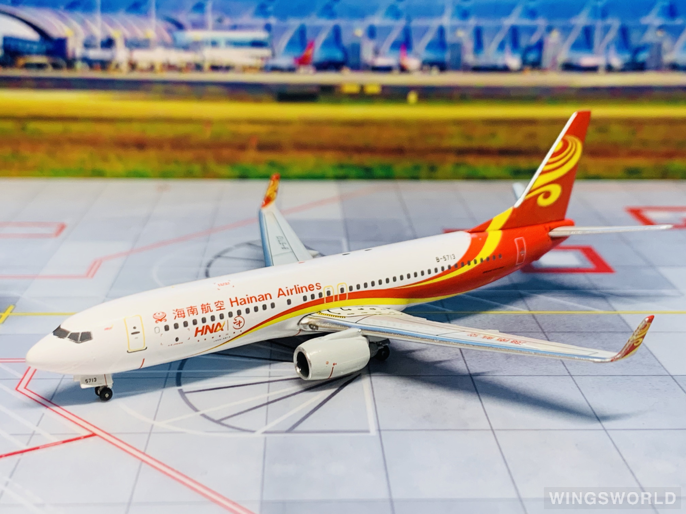 Witty 1:400 WT4738023 Hainan Airlines 海南航空 Boeing 737-800 B-5713