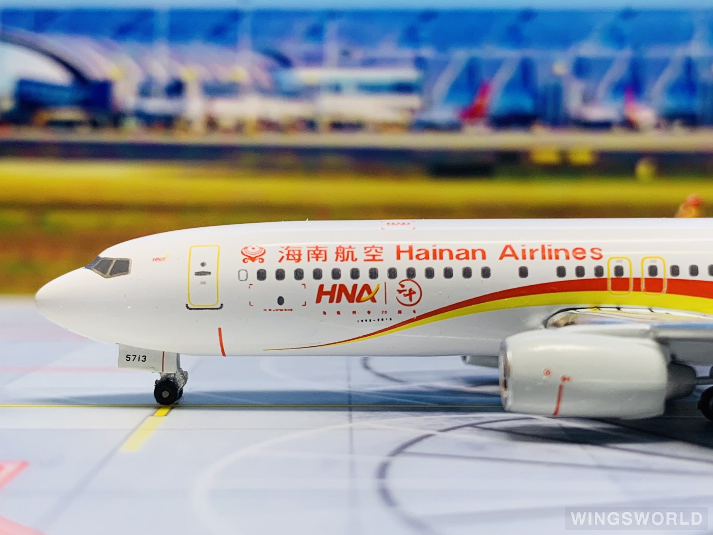 Witty 1:400 WT4738023 Hainan Airlines 海南航空 Boeing 737-800 B-5713