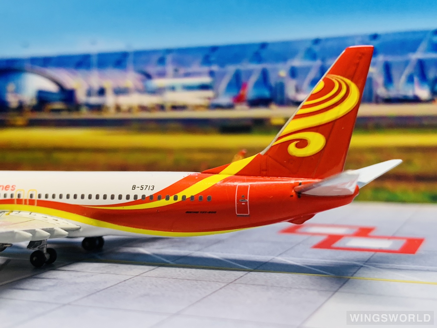 Witty 1:400 WT4738023 Hainan Airlines 海南航空 Boeing 737-800 B-5713