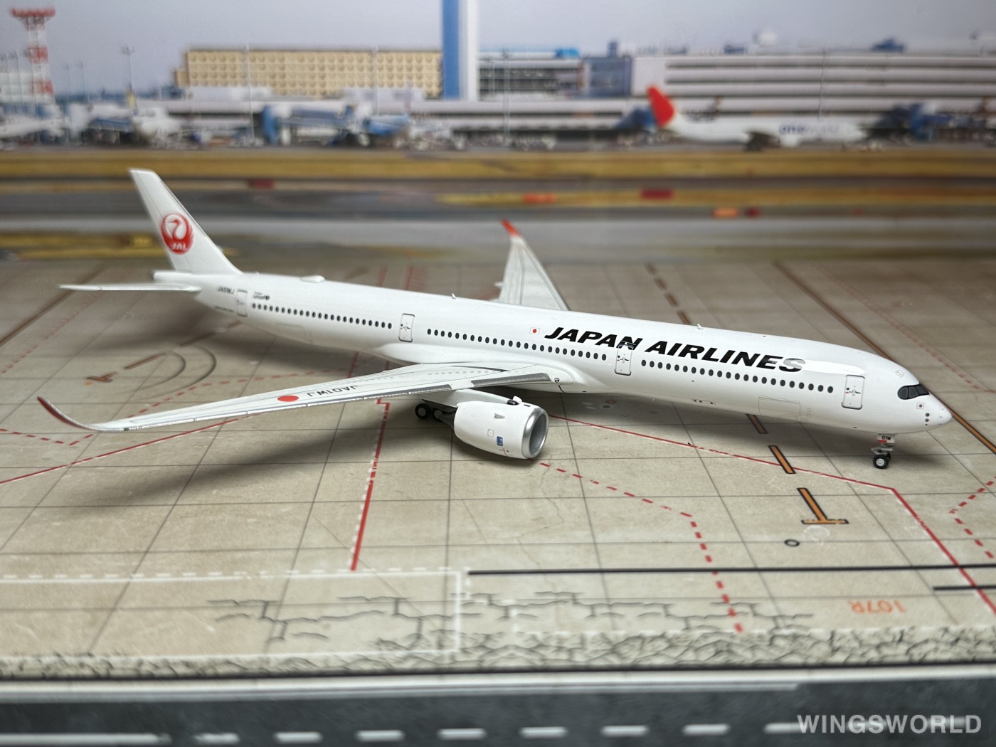 NGmodels 1:400 NG57003 Japan Airlines 日本航空 Airbus A350-1000 JA01WJ