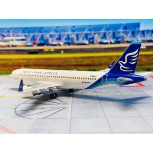 China Express Airlines 华夏航空 Airbus A320 B-8697  SKY-082 Skywings 1:400