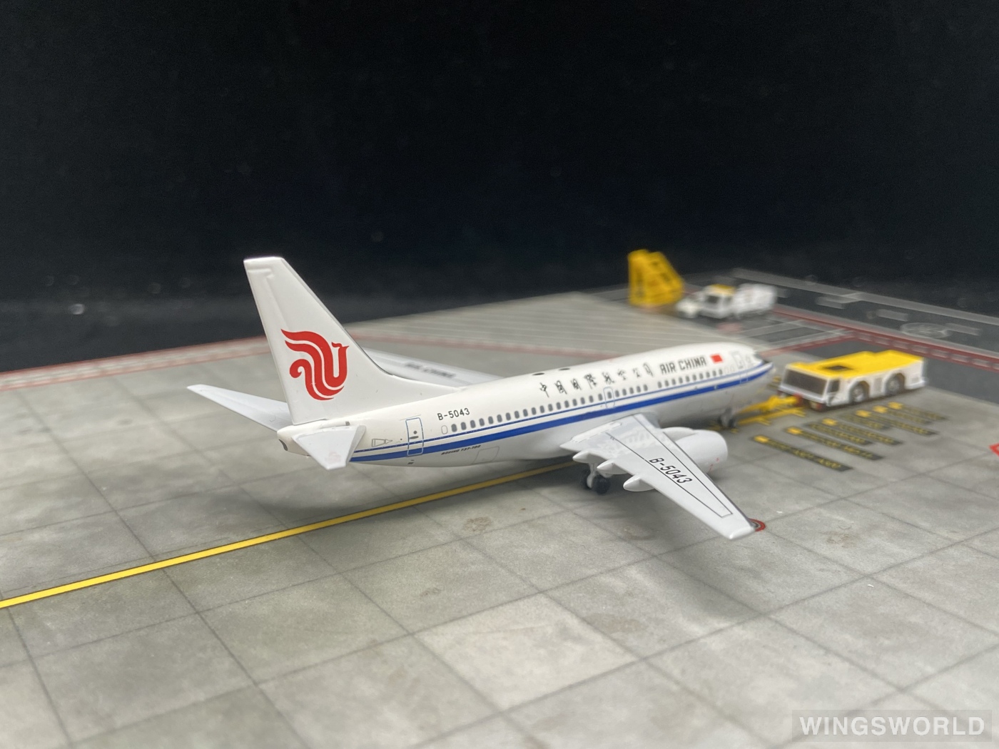 AeroClassics 1:400 AC4B5043 Air China 中国国际航空 Boeing 737-700 B-5043