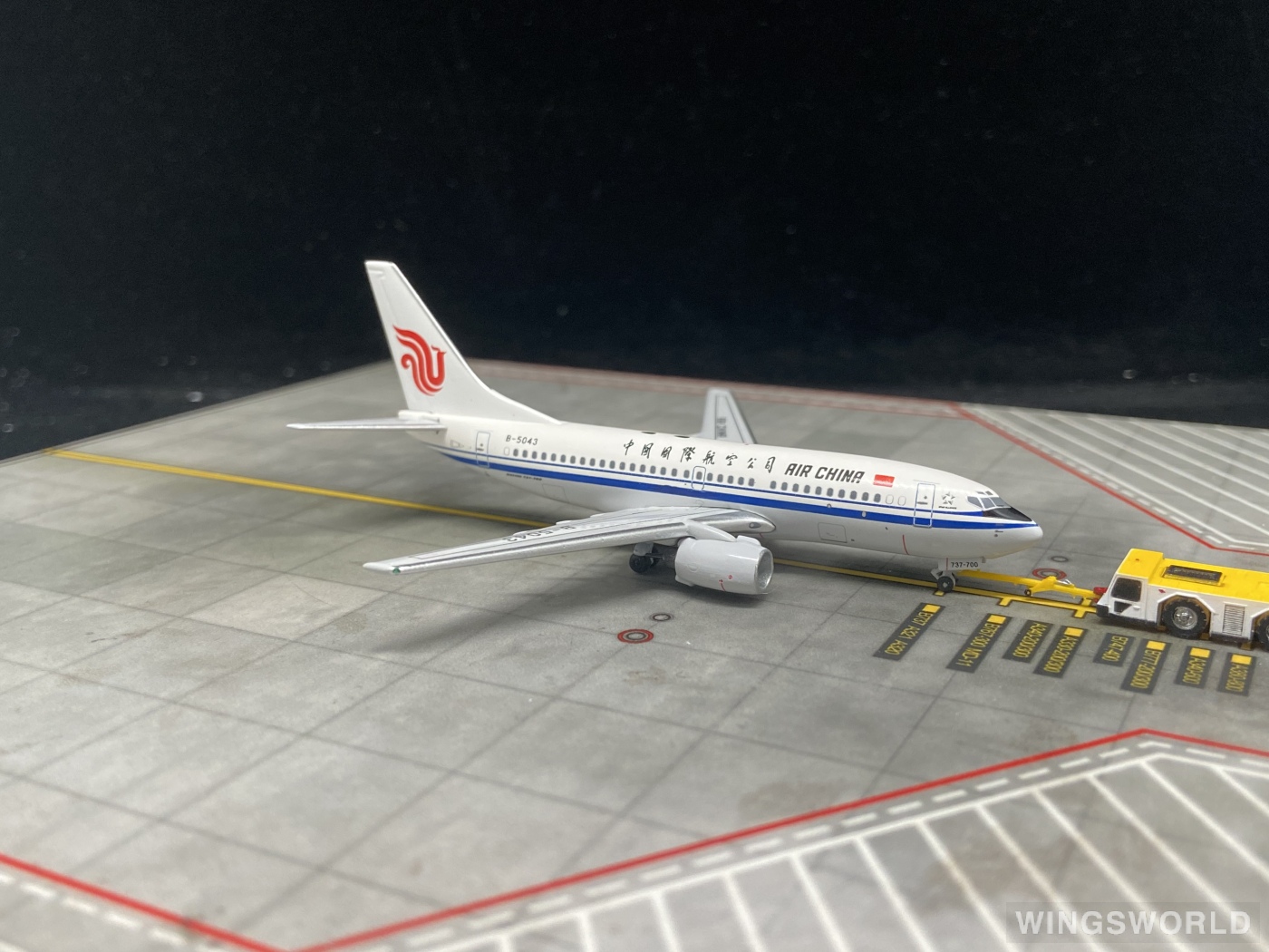 AeroClassics 1:400 AC4B5043 Air China 中国国际航空 Boeing 737-700 B-5043