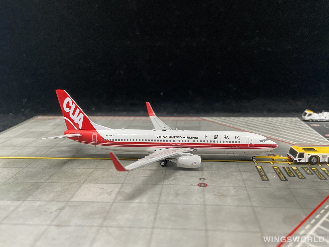 Phoenix 1:400 PH11080 China United Airlines 中国联合航空 Boeing 737-800 B-5665
